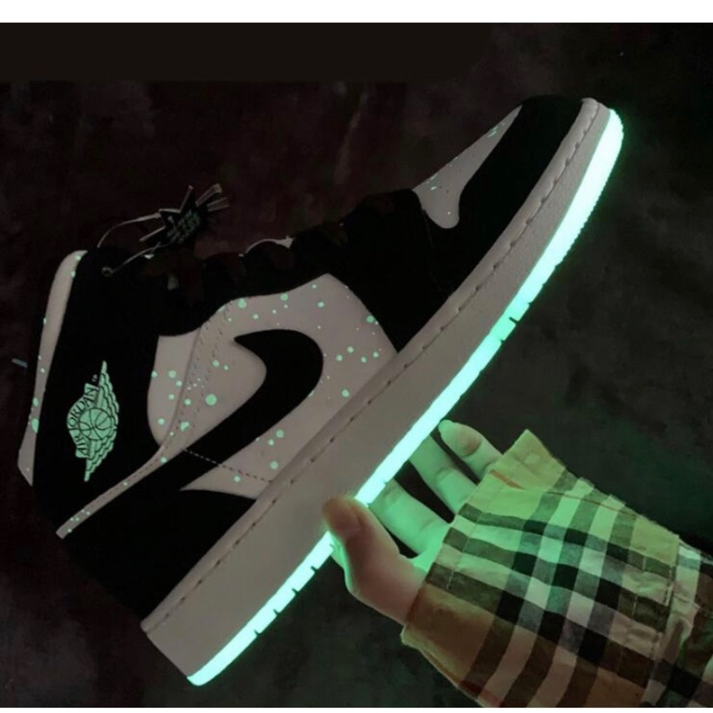 1Y glow in the dark black Air Jordans, barely worn, Same condition as shown